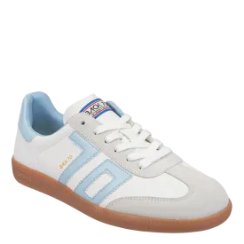 BACK 70 - CLOUD in LIGHT BLUE Sneakers