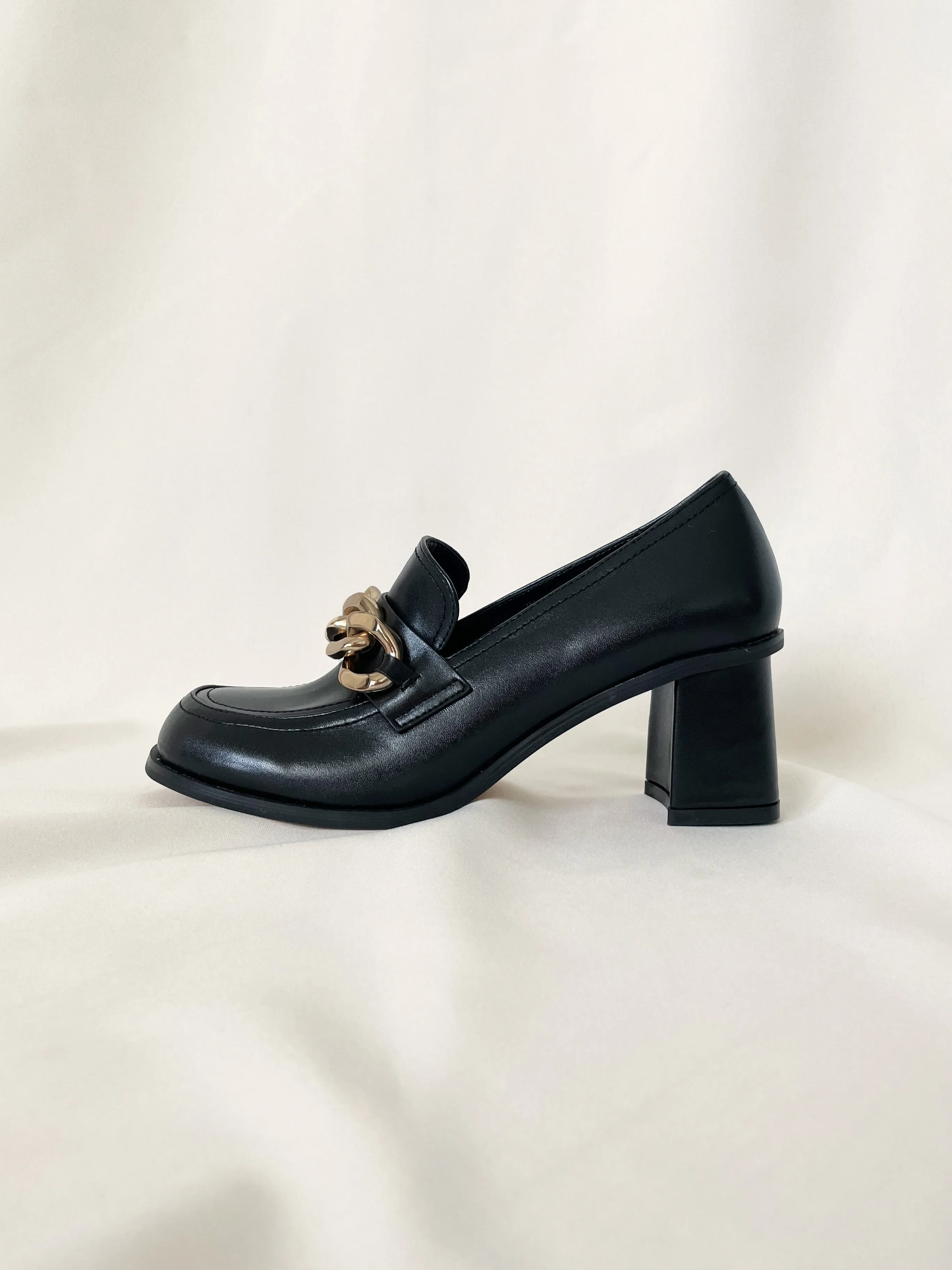 Chunky Chain Block Heel Loafers