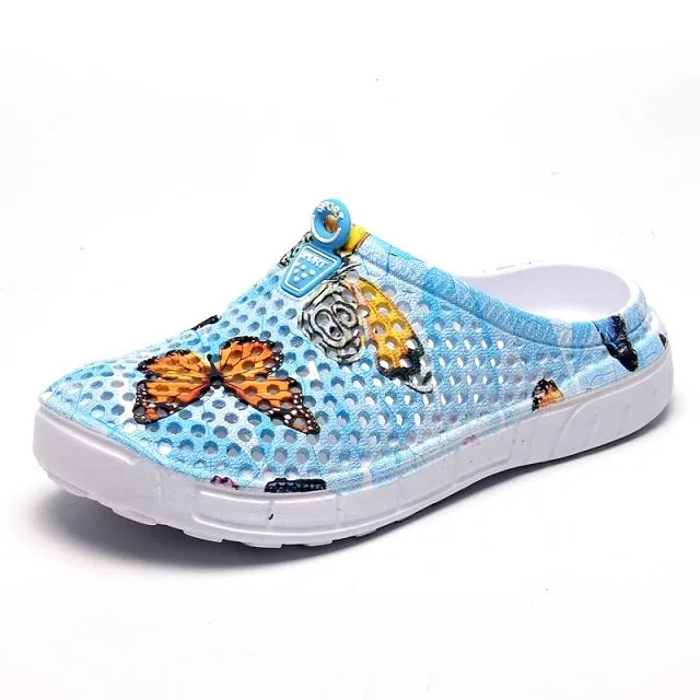 Clogs