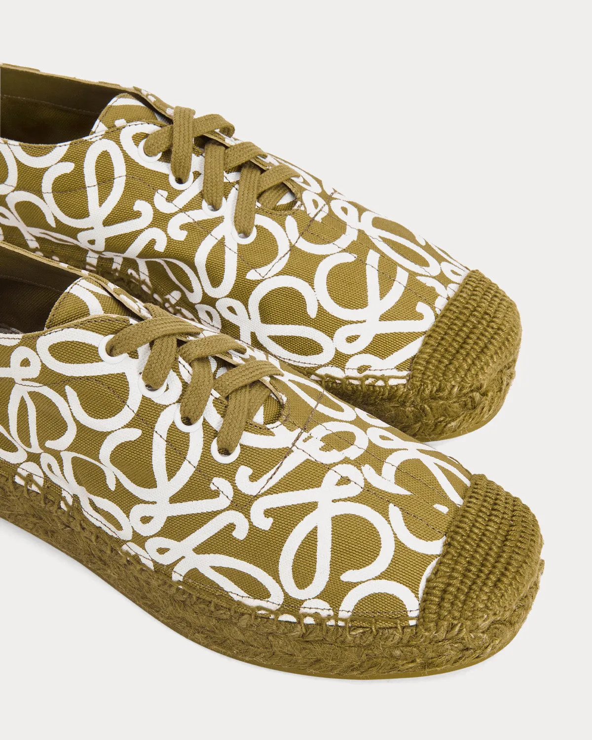 Solar Lace-Up Canvas Olive Low Top Sneakers